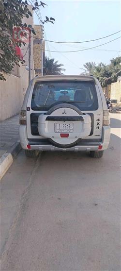 ميتسوبيشي باجيرو